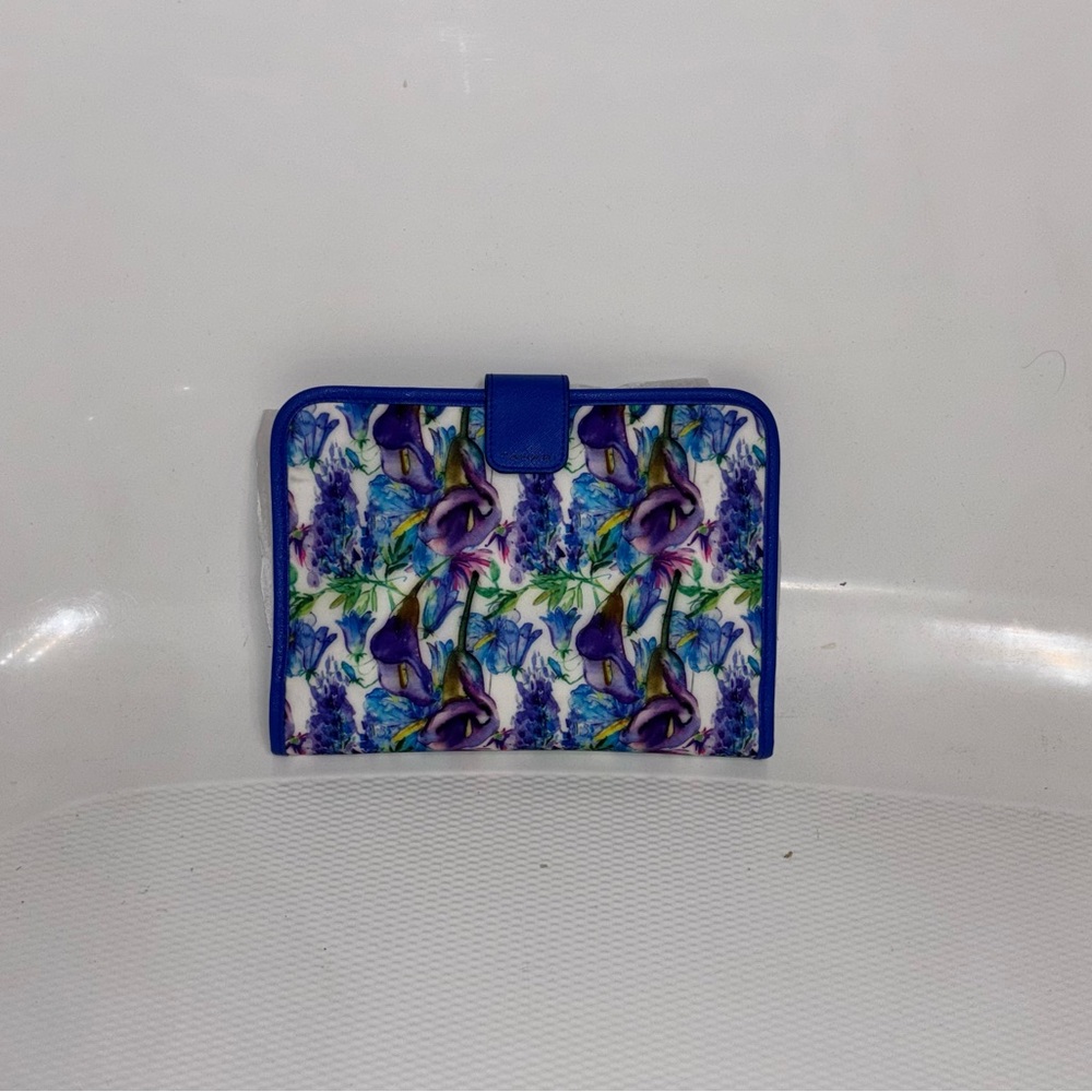 Tahari Blue Trim Floral Wallet